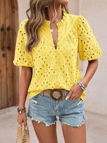 PRETTYGARDEN Women's Summer Clothes Tops Fashion Casual Short Sleeve V Neck Buttons Hollow Eyelet Lace Embroidered Blouses Shirts Festival  Beach Vacation - 黃色 - 查看 6