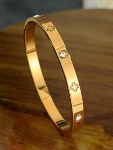 3件套18K镀金不锈钢四叶草手镯套装，适合派对和日常佩戴，欧美风格，个性优雅，镶嵌奢华立方氧化锆手链，婚礼首饰套装，是婚礼、生日和情人节的完美礼物。 - 金色 - 查看 6