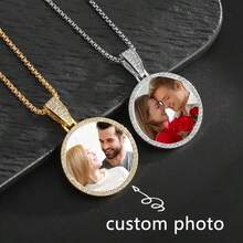 1pc Customized Photo Necklace, Personalized Couple Picture Frame Pendant, Women's Round Memory Pendant Necklace With Rope Chain, Hip-Hop Jewelry For Men Customized Picture Necklace, Personalized Photo Pendant Necklace, Commemorative Gift For Men And Couples Silver, Gold Fashion, Autumn Fashion, Vintage,Gold,Stylish,Colorful,Vintage,Simple,Unisex,Casual,Cuties,Custom,Personalized,Unique,Ideal Gifts For Him,Ideal Gifts For Her,Her,Boyfriend,Girlfriend,Dad,Mom,Family,Friends,For Anniversaries,For Birthdays,For Graduation,For Prom,For Party,Jewelry,Jewelry, Photo Projection Necklace - Multicolor - View 9