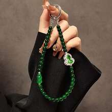 A Short Mobile Phone Wristband, Featuring A Chinese Style Green Gourd And Diamond Beads, Can Be Used As A Car Keychain Or Bag Pendant - 綠色 - 查看 4