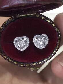一对几何闪亮立方氧化锆心形耳钉，简约奢华优雅甜美设计，百搭饰品，适合女性日常佩戴 - 銀色 - 查看 7