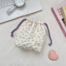 A Cute Quilted Cotton Camera Pouch Suitable For CCD And Instant Cameras. This Soft Pouch Features Anti-Drop And Dust-Proof Functions, With A Compact Design That Is Ideal For Various Occasions Such As Home Use, Travel, Vacation, And School. - Multicolor - View 15