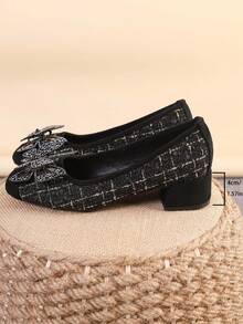Sapatos femininos de bico quadrado e salto grosso, modelos versáteis com laço, mocassins estilosos, salto alto preto, tamanhos 35 a 43 (calça um número maior). - Ouro negro (laço de strass) - Ver 7