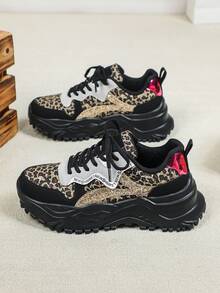 Zapatillas deportivas con elementos de estampado de leopardo a la moda, estampado de lentejuelas doradas, plataforma retro, estilo juvenil universitario unisex - Estampado de leopardo negro sobre fondo negro - Ver 6