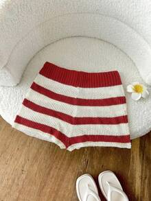 女士针织直筒短裤，红白条纹图案，略带弹性的面料，度假装，夏季上衣。 - 彩色 - 查看 7