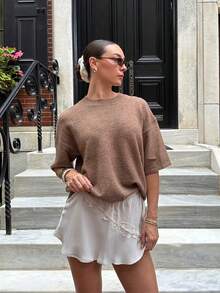 Women's Knit Sweater, Spring/Summer Short Sleeve Crew Neck Knit Top, Solid Color Versatile Daily Wear - Brown - View 2