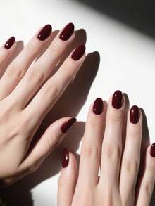 24片复古街头风简约休闲优雅日常酒红色中号椭圆形一次性美甲贴纸套装，适合优雅女性的日常生活和购物场合。 - 酒紅色 - 查看 11