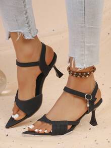 Giày sandal cao gót mũi nhọn mùa hè 2026 mới dành cho nữ, quai ngang mắt cá chân phối nhiều sọc với mặt dây chuyền đính đá, gót cao một mảnh có khóa cài, màu đen thanh lịch, phù hợp cho công sở và tiệc tùng. - màu đen - Xem 8