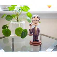 Surreal Entertainment The Office Double Dwight Resin Bobblehead Collectible Action Figure Statue Desk Toy Accories Novelty Gifts for Home Office Decor 5 Inches Tall - como en la foto - Ver 4