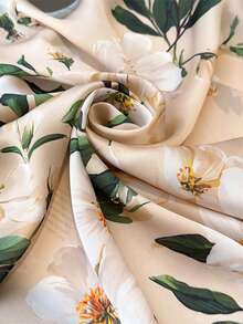1 chiếc khăn choàng cổ bằng lụa satin giả in họa tiết hoa trà thanh lịch, kích thước 70cm*70cm, đa năng dành cho nữ, phù hợp sử dụng hàng ngày, đi biển và đi nghỉ mát. - Hoa đào màu be - Xem 6