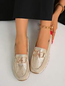 Metal Chain Decor Slip-On Shoes, Fashionable Women's Loafers, Retro British Style, Comfortable Casual/Work Wear - Gold - View 2
