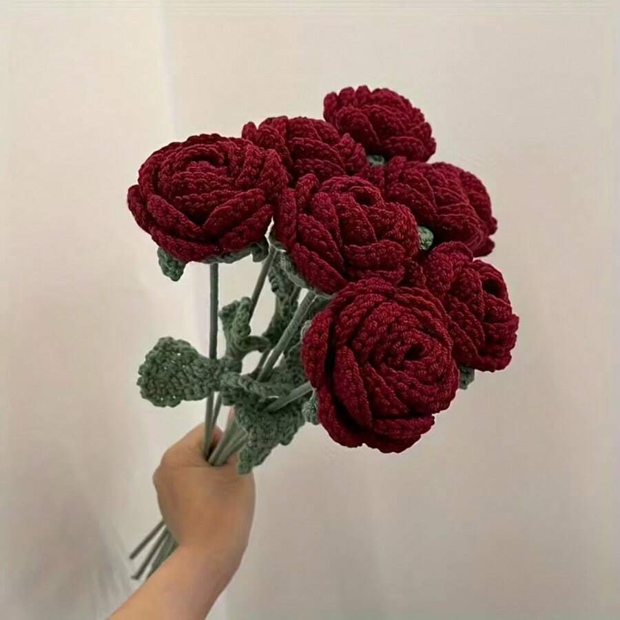5 bông hoa hồng móc thủ công, hoa hồng móc màu đỏ đậm, hoa hồng nhân tạo cho sinh nhật, tiệc cưới, phòng ngủ, trang trí phòng khách, quà tặng tốt nhất cho Ngày của Mẹ, lễ tốt nghiệp, hoa hồng móc, hoa móc, bó hoa móc thủ công DIY cho trang trí nhà cửa - Màu Đỏ Sâu - Xem 1