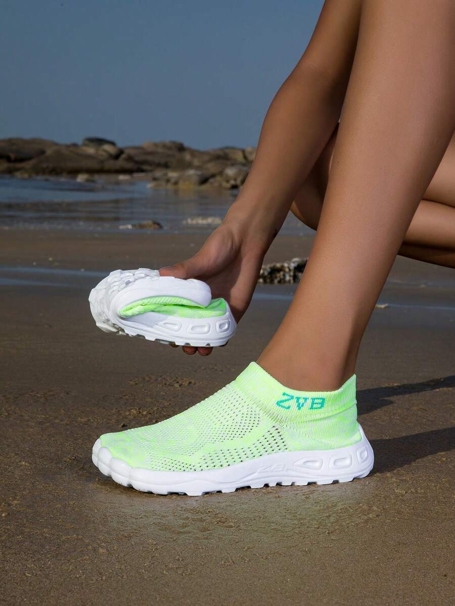 ZVB Barefoot-Friendly Water Shoes, Soft-Soled Women's Beach Shoes For Swimming, Diving, Fishing, Outdoor Quick-Dry Summer Sandals, Anti-Slip & Breathable - 螢光綠 - 查看 1