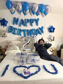 Bộ 48 bóng bay sinh nhật màu bạc và xanh dương, bao gồm 16 bóng bay chữ "Happy Birthday" màu xanh dương và các bóng bay cao su màu xanh dương và bạc, bóng bay chữ "Happy Birthday" bằng giấy bạc dùng để trang trí tiệc sinh nhật, bóng bay tạo bất ngờ lãng mạn cho bữa tiệc. - Nhiều màu - Xem 3