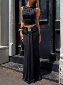 女士优雅黑色船领两件套，荷叶边细节，垂褶上衣，高腰裙，修身剪裁，适合海滩度假、浪漫约会、夏季郊游、假期和休闲周末野餐。 - 黑色 - 查看 3