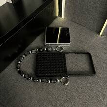 Funda de teléfono negra con patrón de estera de paja de estilo Y2K de lujo y pulsera asimétrica con forma de piedra compatible con Samsung Galaxy ZFlip7 Z Flip6 ZFlip 5, compatible con - Negro - Ver 11