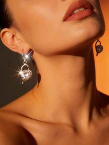 Pendientes de aro con corazón de cobre y cristal transparente, elegantes para bodas y uso diario - Plateado - Ver 6