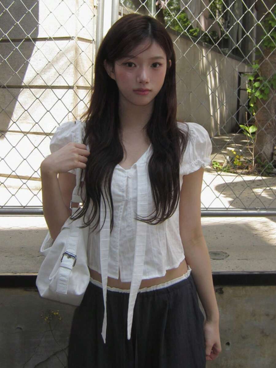 Sweet Desire 花瓣袖蕾丝拼接短袖T恤,韩版修身显瘦上衣,春夏款,白色 - 白色 - 查看 1