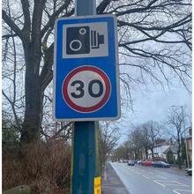30mph Speed Camera Sign. Post Mounted Aluminium Reflective. Full Size Road Sign. - A - 查看 4