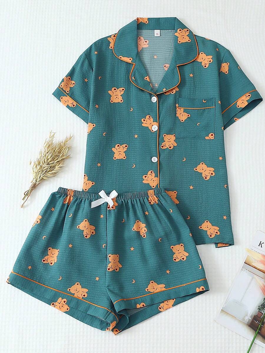 Bộ đồ ngủ nữ 2 món in hình gấu bông, gồm áo tay ngắn cổ cài cúc và quần short, đồ ngủ mùa hè thoải mái. - xanh quân đội - Xem 1