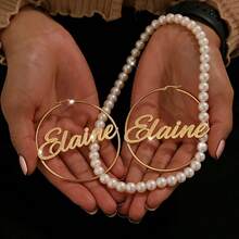 Orecchini a cerchio personalizzati da donna, gioielli estivi, orecchini a cerchio in acciaio inossidabile lucido personalizzati, il regalo perfetto per San Valentino, anniversario o per amici, fidanzate o fidanzati. Orecchini con targhetta opaca, regali di gioielleria personalizzati, adatti per anniversario, matrimonio, festa della mamma e altre occasioni, accessori da spiaggia per donna. - Oro satinato - Visualizzare 4