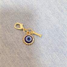 1pc A-Z Devil's Eye Metal Accessory, Keychain, Pendant, Gift - Devil's Eye Keychain - Multicolor - View 29