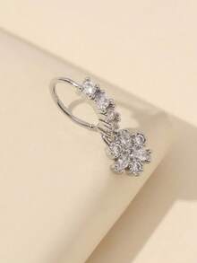 1个20克花朵吊坠鼻环，锆石花朵吊坠鼻圈饰品，适合女性作为圣诞节、万圣节、情人节、生日礼物或日常佩戴。 - 銀色 - 查看 4