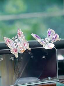 Trang trí xe hơi hình bướm pha lê 3D, 2 cánh bướm đính đá 3D, trang trí nổi 3D, dễ lắp đặt, chống trượt, phù hợp với mọi loại xe, trang trí nội thất xe hơi sang trọng dành cho nữ. - Đồ trang trí - Xem 6