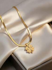 1pc Classic Minimalist 18K Gold Plated Stainless Steel Snake Bone Chain Necklace With Four-Leaf Clover Pendant, Suitable For Women's Daily And Holiday Wear - Gold - View 4