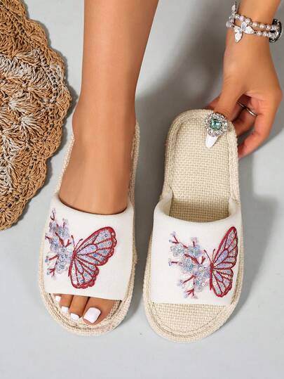 2026 季节限定粉色蝴蝶装饰露趾平底软底拖鞋