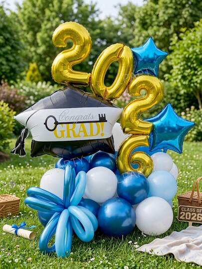 67 piezas/Set Decoración de fiesta de graduación 2026. Globos con forma de gorra de graduación en negro y blanco, globos de estrella azul de 18" y 10", globo de pancarta con lema 2026 de 16" dorado, globos de látex metálicos azul/azul en polvo/blancos de 10", adecuado para ceremonia de graduación, decoración de arco de globos para fiesta con tema de graduación