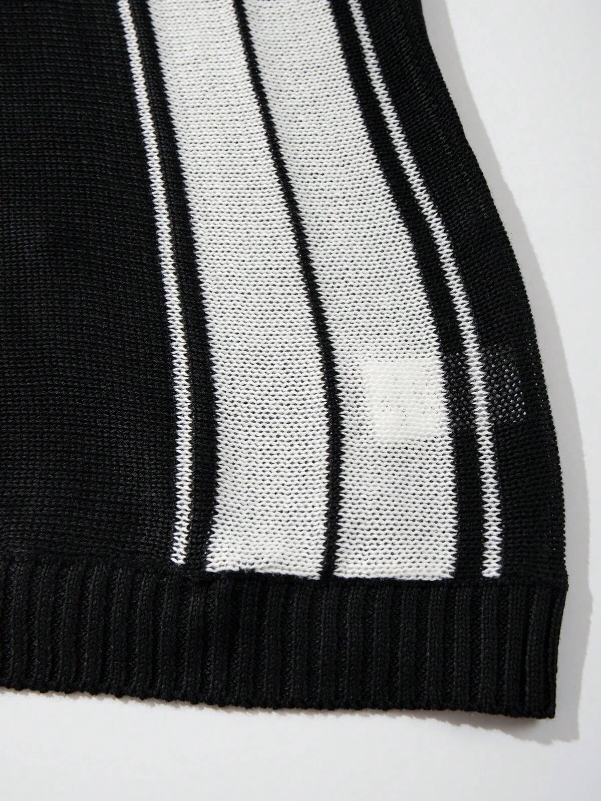 Pull tricoté à manches courtes pour homme et femme, style européen, américain, japonais et coréen, pour le printemps/été, pour le travail, les trajets, les vacances, décontracté et polyvalent, blocs de couleurs, rayé, minimaliste, ample, col V et col polo, en tricot, pull noir 7