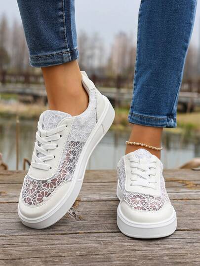2026 Primavera/Verano Nuevos zapatos casuales versátiles con suela gruesa, de malla de encaje transpirable, tallas grandes