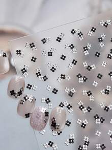 1款可爱黑银色金属花朵美甲贴纸，精致花朵自粘3D美甲贴纸，DIY美甲贴纸 - 彩色 - 查看 2