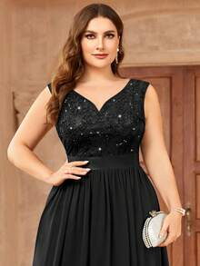 Vestido de festa formal maxi plus com decote coração, lantejoulas, renda floral, contraste de chiffon na bainha, vestido elegante para baile de finalistas e convidada de casamento, para formatura, preto - Preto - Ver 7