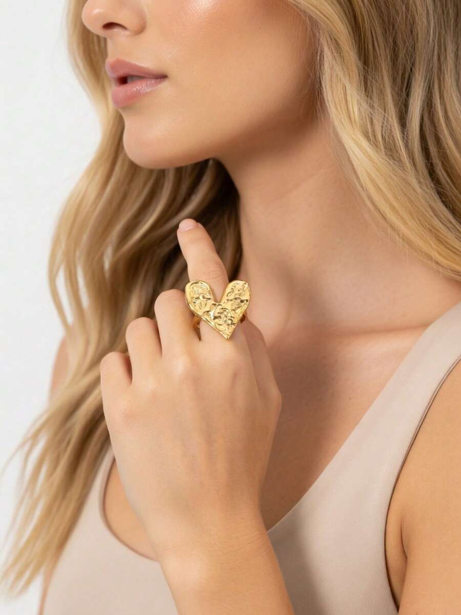 1枚简约心形圆盘戒指，纹理独特，适合日常佩戴和送礼，不锈钢材质，镀18K金。 - 金色 - 查看 1