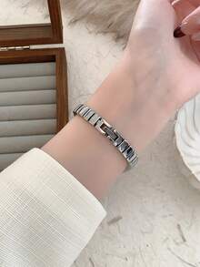 1件時尚創意百搭小巧個性女款橢圓石英手錶 橢圓簡約錶盤 貝殼面盤 適合日常佩戴 - 銀色 - 查看 6