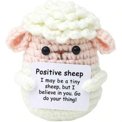1 st handvirkat får - Ett positivt och upplyftande virkat djur som förmedlar budskap om uppmuntran, tacksamhet och välvilja. Det är en idealisk present till vänner, lärare, kollegor, mödrar eller fäder, mentorer, föräldrar eller medarbetare som har fört ljus in i ditt liv och symboliserar tacksamhet och välvilja.