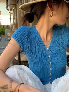 女士复古钩针编织短袖开衫，配珍珠纽扣，轻盈柔软，适合夏季穿着 - 藍色 - 查看 1