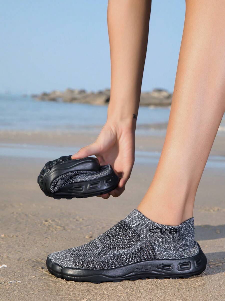 ZVB Barefoot-Friendly Water Shoes, Soft-Soled Women's Beach Shoes For Swimming, Diving, Fishing, Outdoor Quick-Dry Summer Sandals, Non-Slip & Breathable - Xám - Xem 1