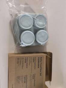 Bộ 4 hũ thủy tinh đựng thức ăn dặm cho bé 150ml có nắp đậy - Chống rò rỉ, dùng được trong lò vi sóng, thích hợp để bảo quản thức ăn nghiền cho bé và đồ ăn nhẹ cho trẻ nhỏ, có thể rửa bằng máy rửa chén và để trong tủ lạnh. - Nhiều màu - Xem 13