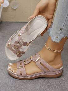 Plus Size Women's Wedge Thick Sole Sandals, Summer New Fashion Open Toe Design With Hollow Rivets, Solid Color, Buckle Strap, Casual Vacation Comfortable Slip-On Sandals, Beach Essential Slippers - Pink - View 3