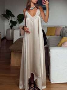 Elegant and Stylish V-Neck Dress for Women: Satin-Finish Flowing Lace Maxi Dress-Perfect for Vacations and Everyday Wear-Summer Clothing - Blanco marfil - Ver 5