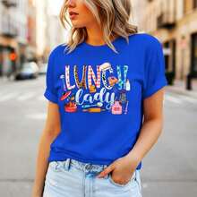 1pc Women's Plus Size S-5XL Pure Cotton Graphic T-Shirt, "Lunch Lady" Print Short Sleeve Casual Top, Soft Comfortable Daily Wear, Loose Fit Crewneck Tee For School Cafeteria Workers, Food Service Staff, Chef Inspired Design Summer Tops Summer Clothes Shirts Summer Clothes Summer Outfits For Women Summer Graphic Tees Women T Shirts - 藍色 - 查看 5