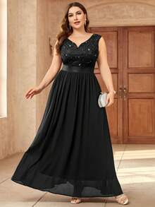 Vestido de festa formal maxi plus com decote coração, lantejoulas, renda floral, contraste de chiffon na bainha, vestido elegante para baile de finalistas e convidada de casamento, para formatura, preto - Preto - Ver 5