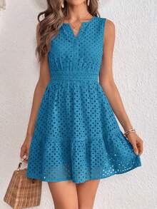 PRETTYGARDEN Women's Summer Dress Sleeveless V Neck Eyelet Cutout Swinging A-Line Flowy City Walks Wedding Guest Graduation Beach Vacation Sun Dress - 湖藍色 - 查看 3