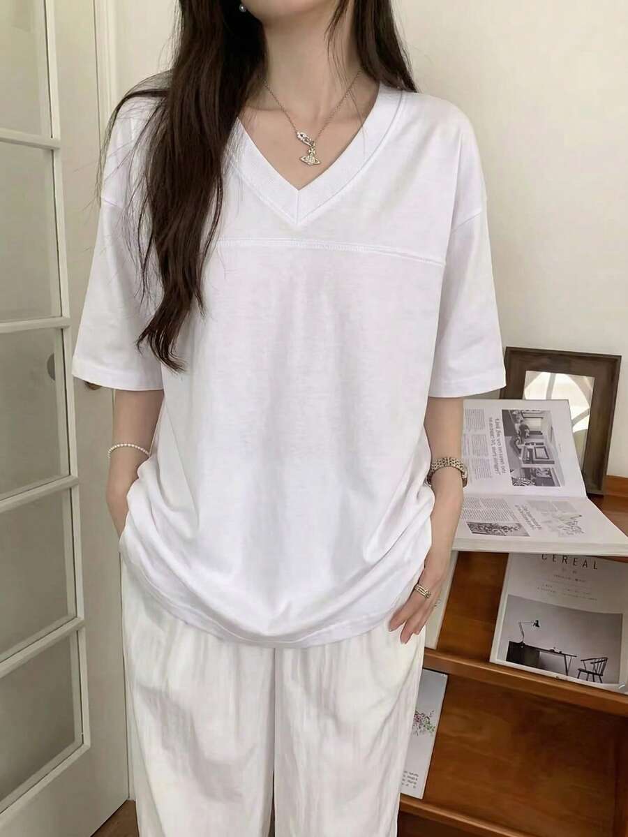 女士V领纯色宽松T恤,休闲短袖简约上衣,夏季基础街头风 - 白色 - 查看 1