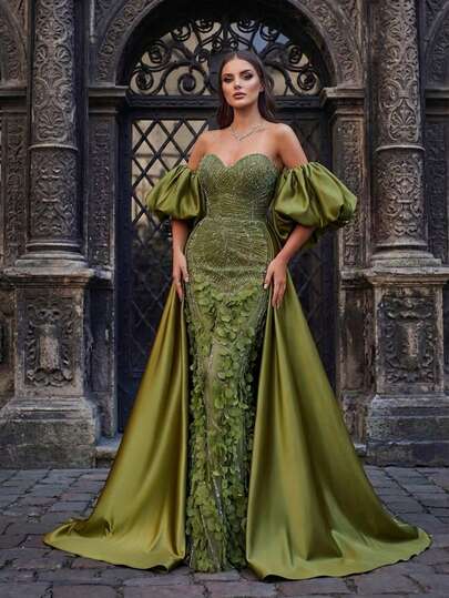 فستان سهرة فاخر على الطراز الملكي بتصميم ذيل الحورية، ذو أكمام منتفخة وبدون أكتاف، مطرز بالخرز ثلاثي الأبعاد على شكل بتلات، بلون أخضر زيتوني