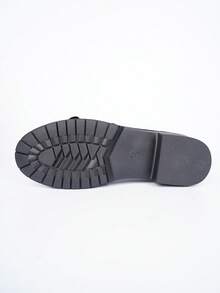 Mocassins Casuais Femininos Minimalistas, Confortáveis, Versáteis e Retrô, Novos Modelos com Elástico no Colarinho, Forro Respirável e Design de Laço, Fácil de Calçar, Adequados para Todas as Estações - Preto - Visão 8