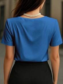 1 pieza Blusa de mujer de unicolor de satén con cuello en V y manga corta, elegante y de moda para uso diario, oficina, hogar, citas, primavera/verano casual - azul real - Ver 5